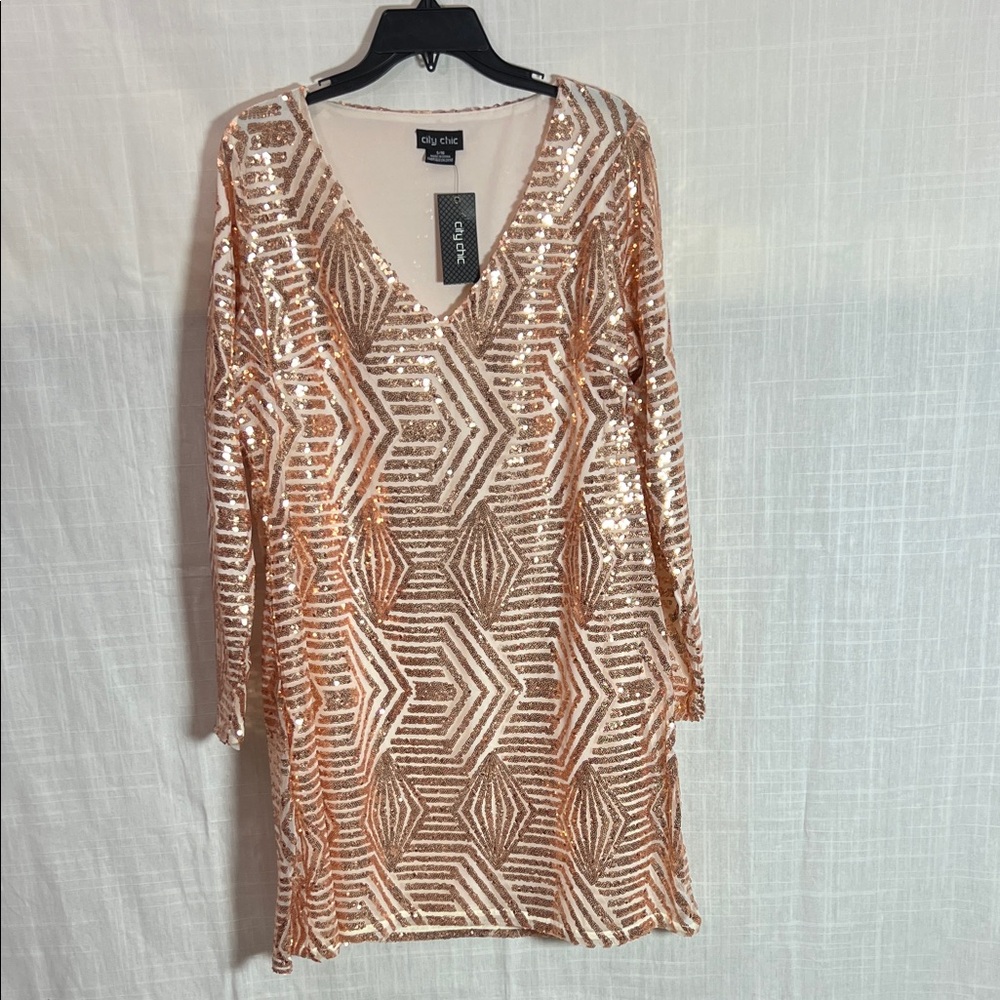 City Chic Bright Lights Gold Sequined Metallic Long Sleeve Dress NWT